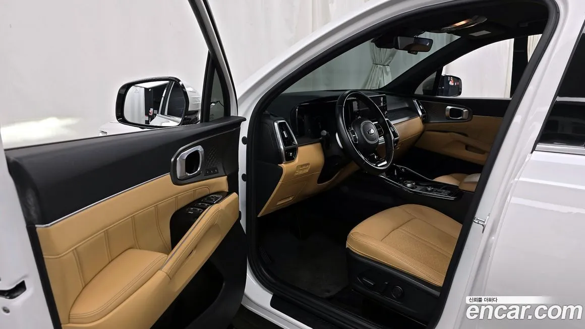 Kia Sorento — фото 6