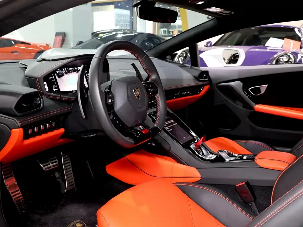 Lamborghini Huracan 2021 из CN, фото 8