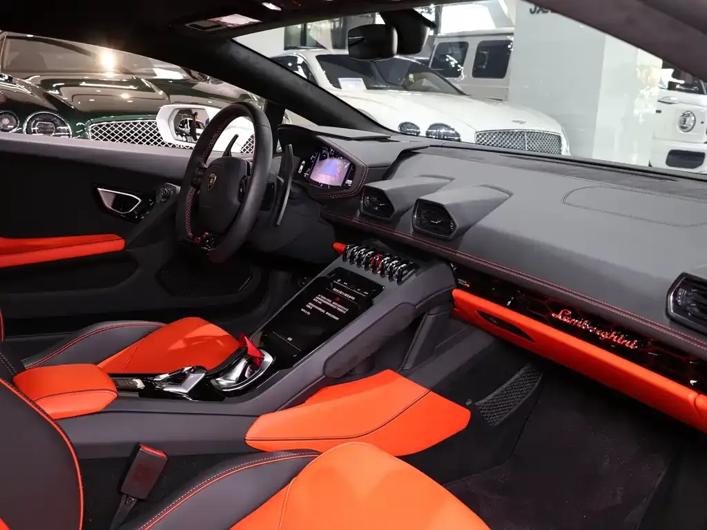 Lamborghini Huracan 2021 из CN, фото 7