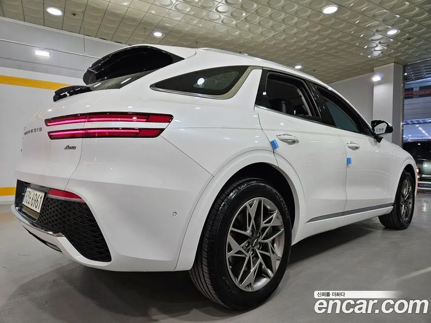 Genesis GV70 2023 из KR, фото 6