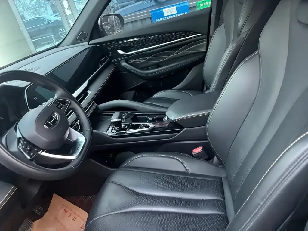 Geely Xingyue L 2024 из CN, фото 4