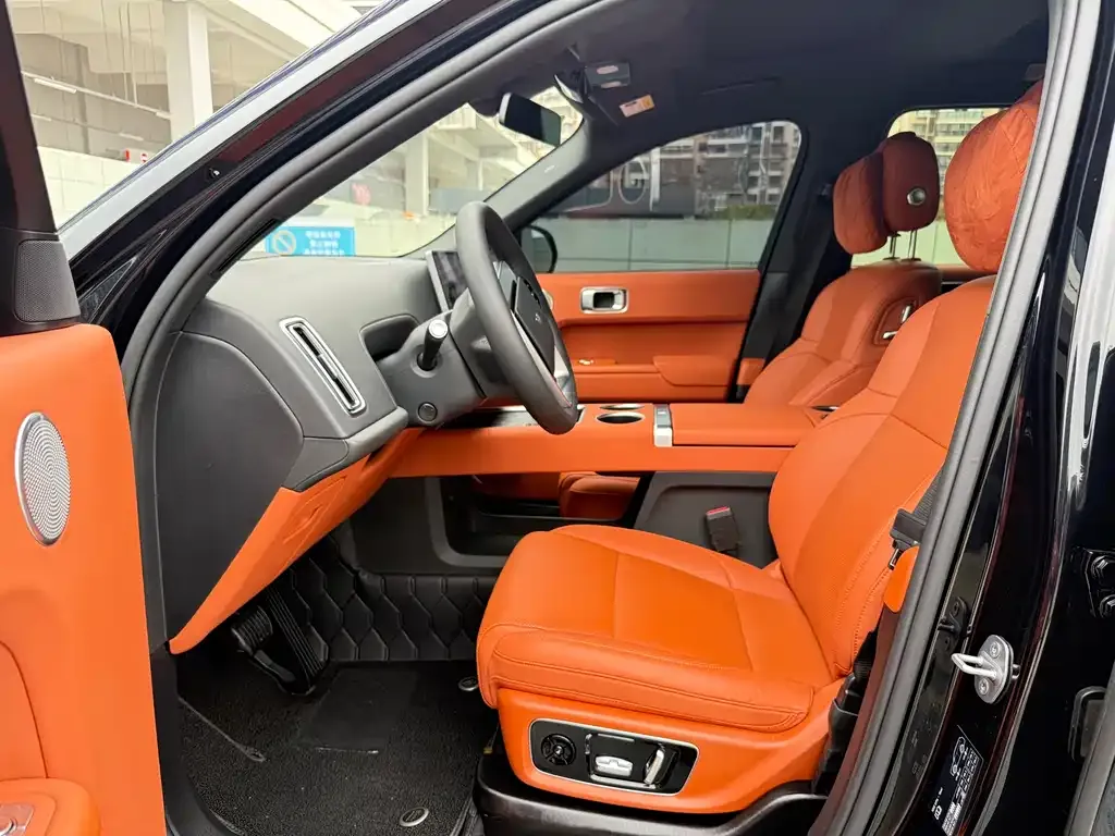 Li Auto L8 2024 из CN, фото 2