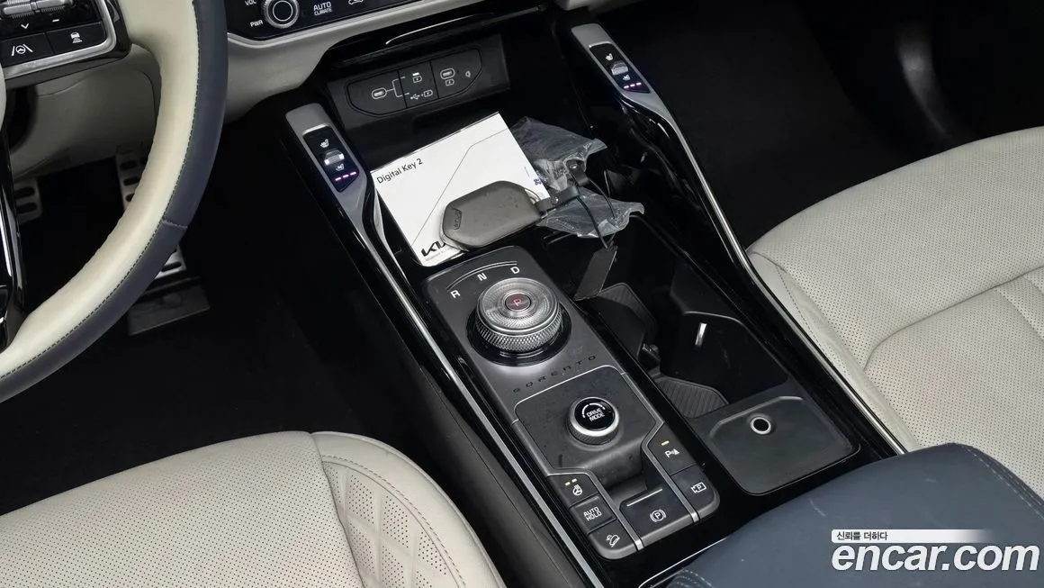 Kia Sorento — фото 4
