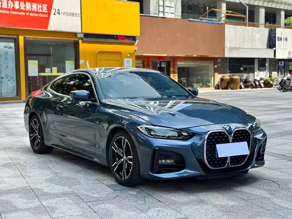 BMW 4 Series 2022 из CN, фото 1