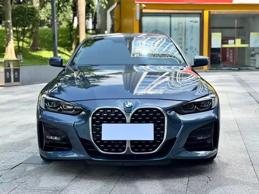 BMW 4 Series 2022 из CN, фото 3