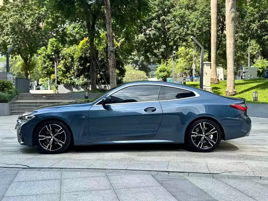 BMW 4 Series 2022 из CN, фото 10