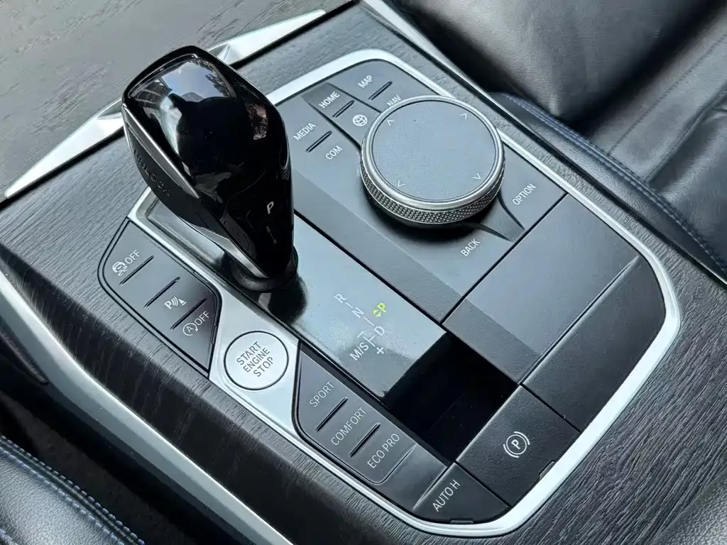 BMW 4 Series 2022 из CN, фото 8