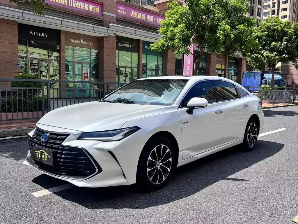 Toyota Avalon 2022 из CN, фото 1