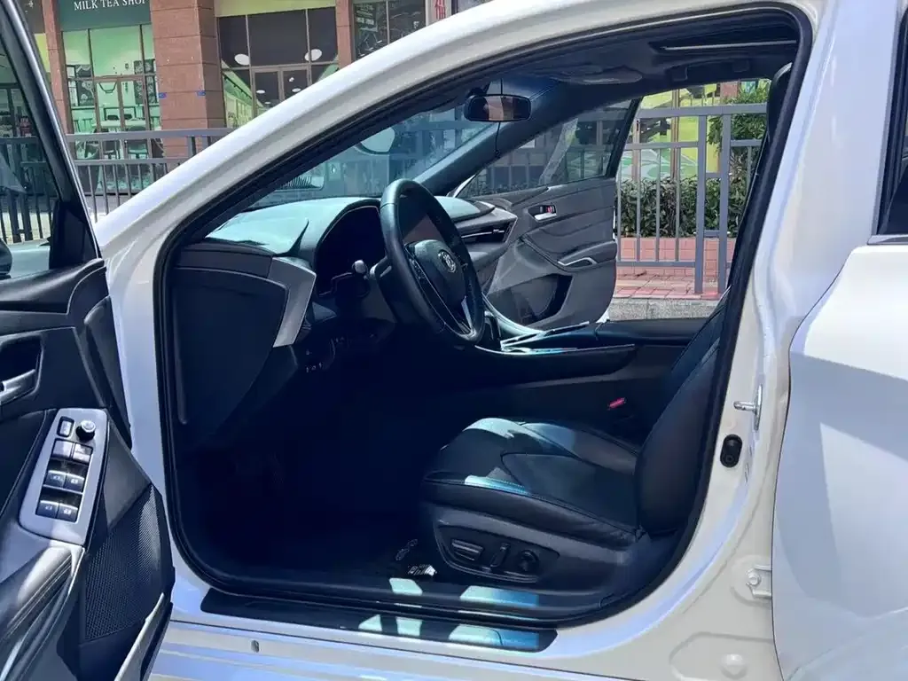Toyota Avalon 2022 из CN, фото 7