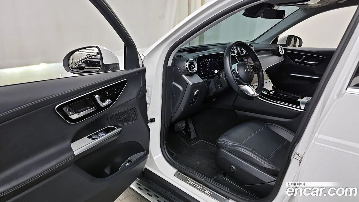 Mercedes-Benz GLC-Class 2023 из KR, фото 8