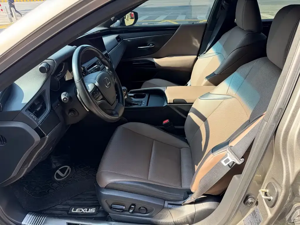 Lexus ES 2024 из CN, фото 10