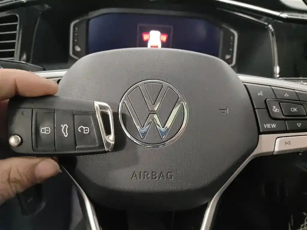 Volkswagen GTE PHEV 2022 из CN, фото 4