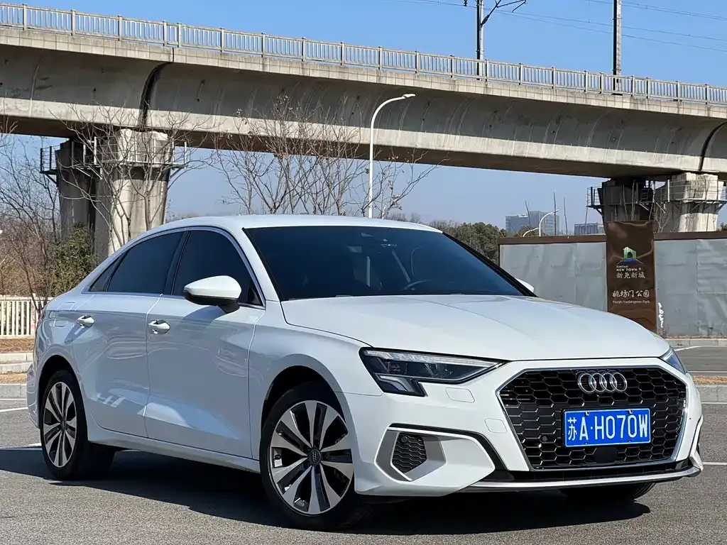 Audi A3 — фото 2