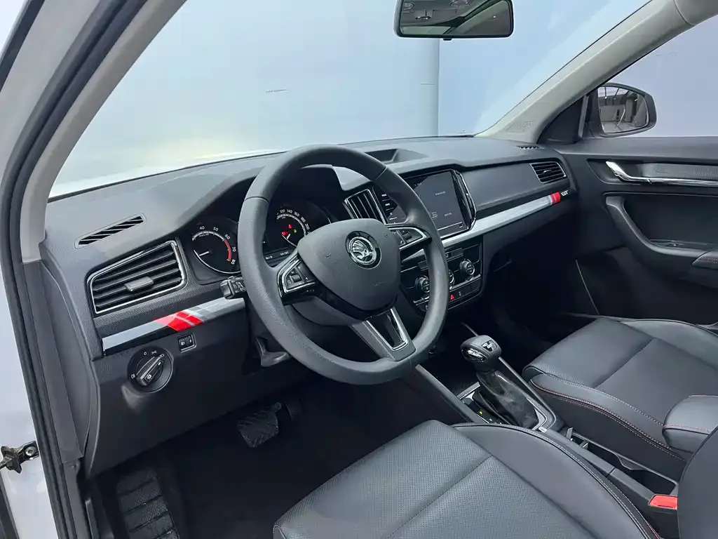 Skoda Kamiq 2023 из CN, фото 3