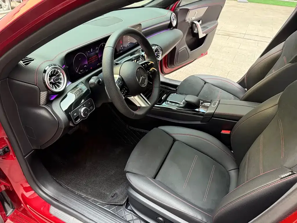 Mercedes-Benz A-Class 2024 из CN, фото 6