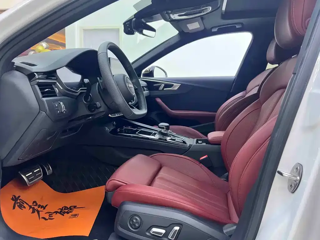 Audi A4L 2025 из CN, фото 10