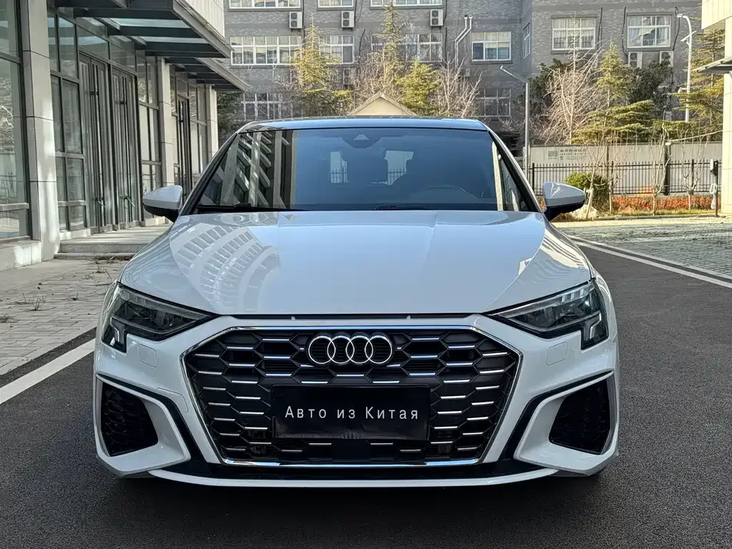 Audi A3 2023 из CN, фото 10