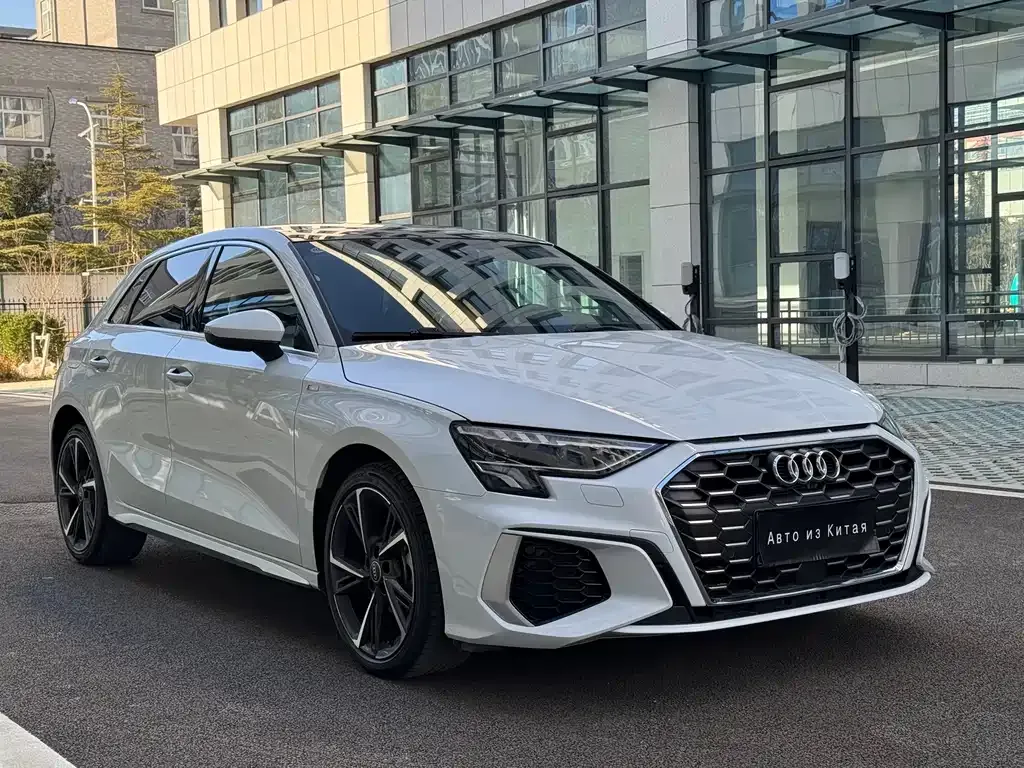 Audi A3 2023 из CN, фото 9