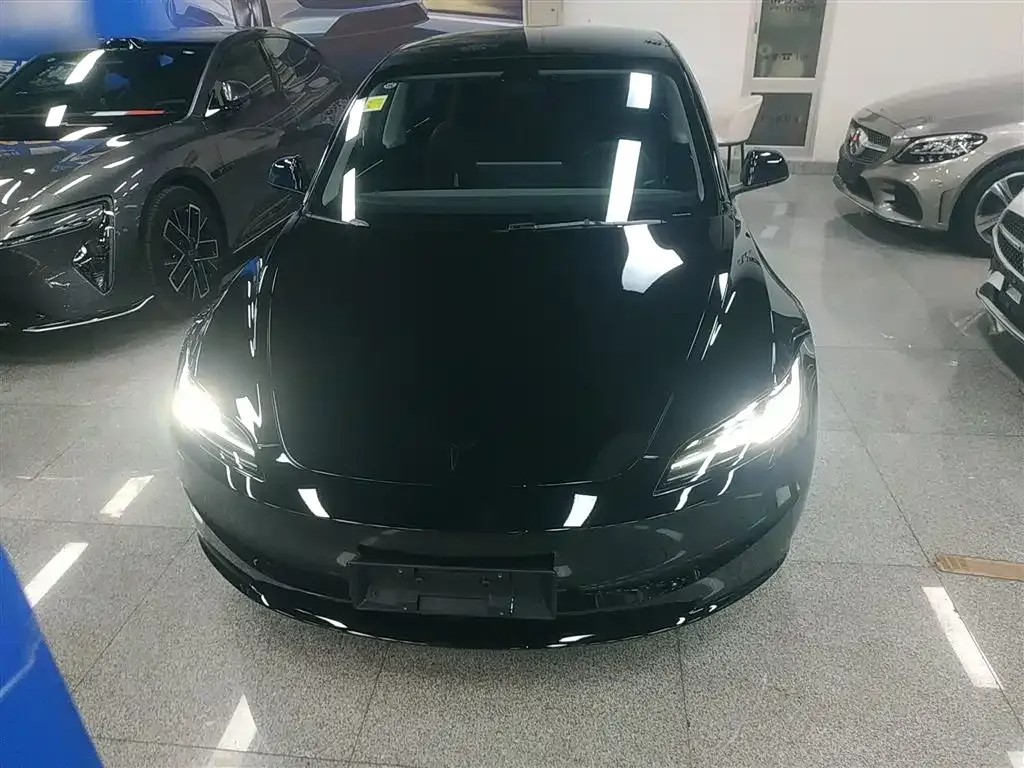 Tesla Model 3 2025 из CN, фото 7