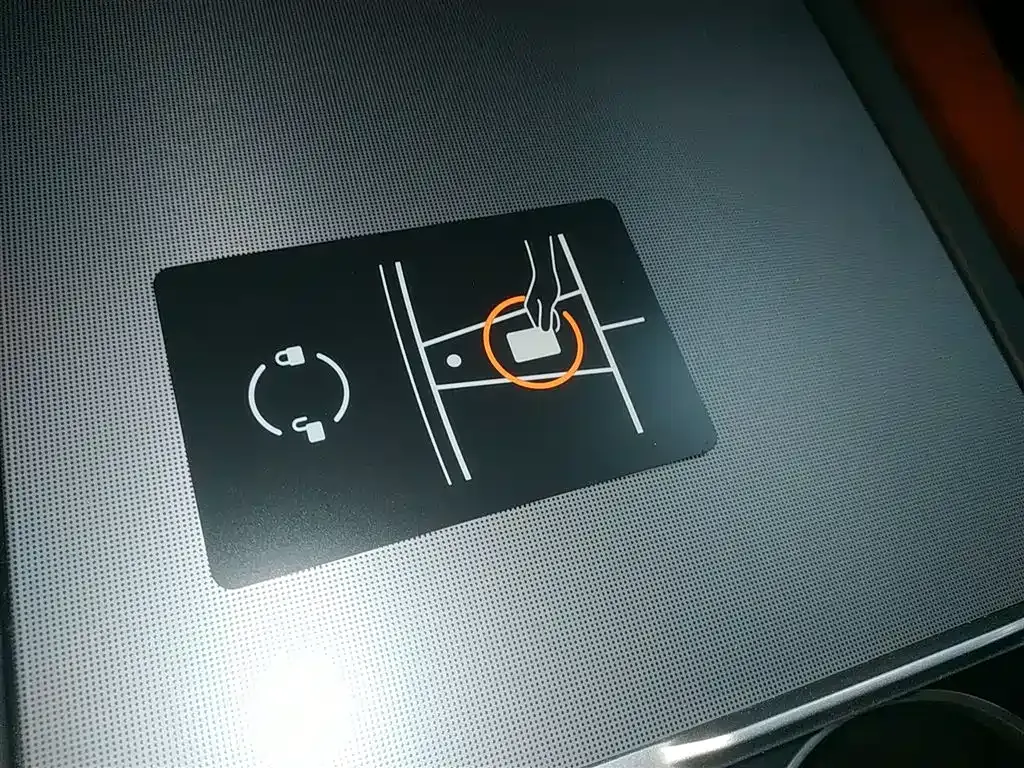 Tesla Model 3 2025 из CN, фото 10