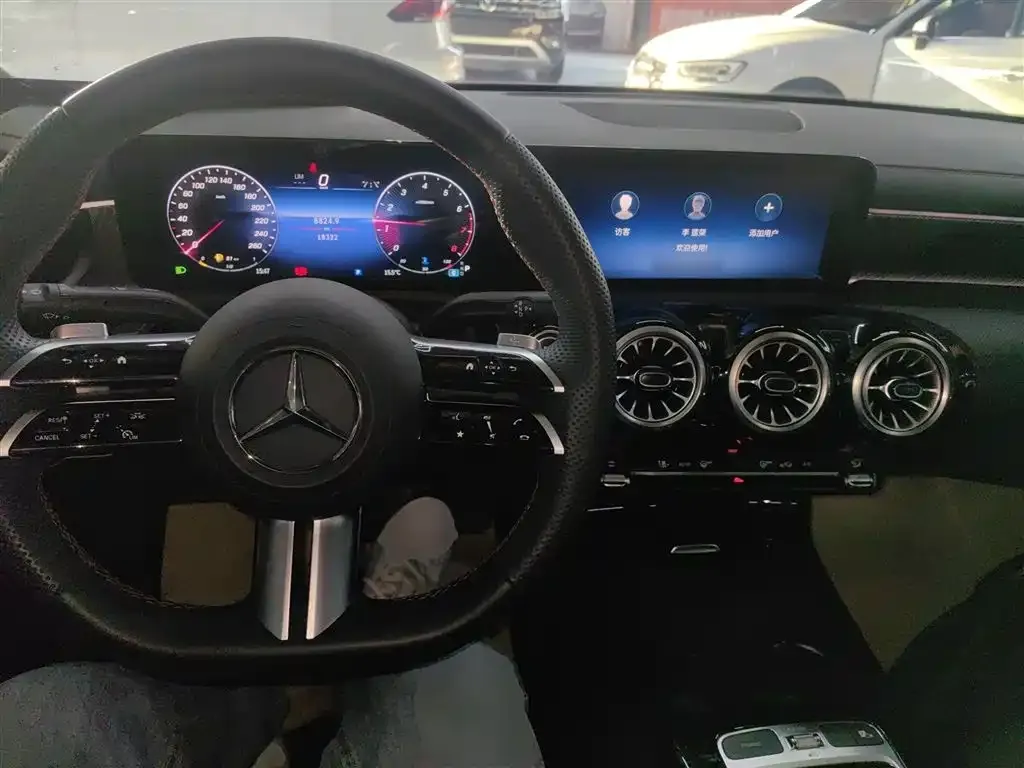 Mercedes-Benz A-Class 2024 из CN, фото 10