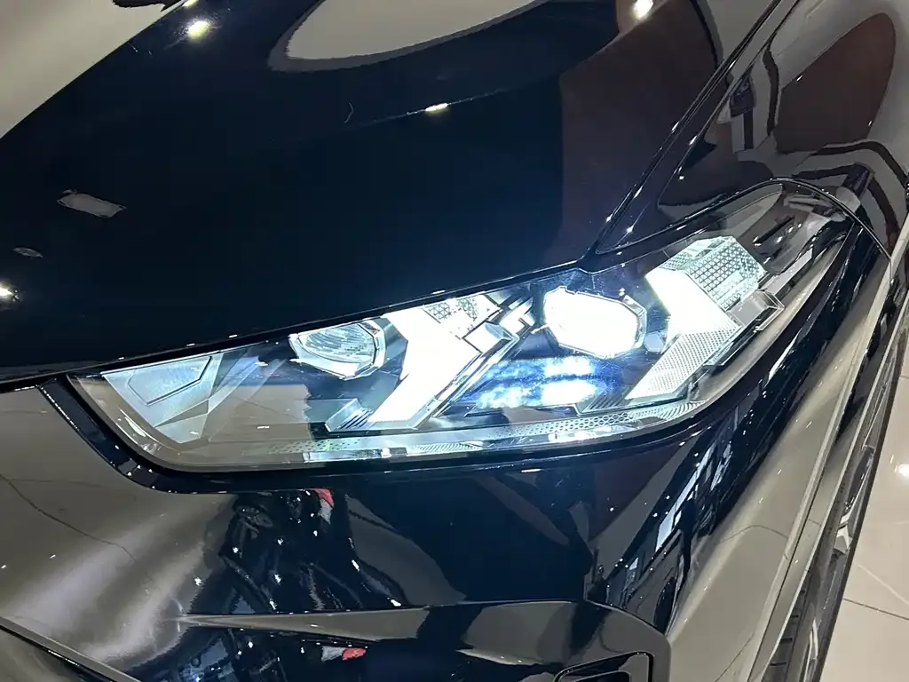 BMW X5 2025 из CN, фото 8