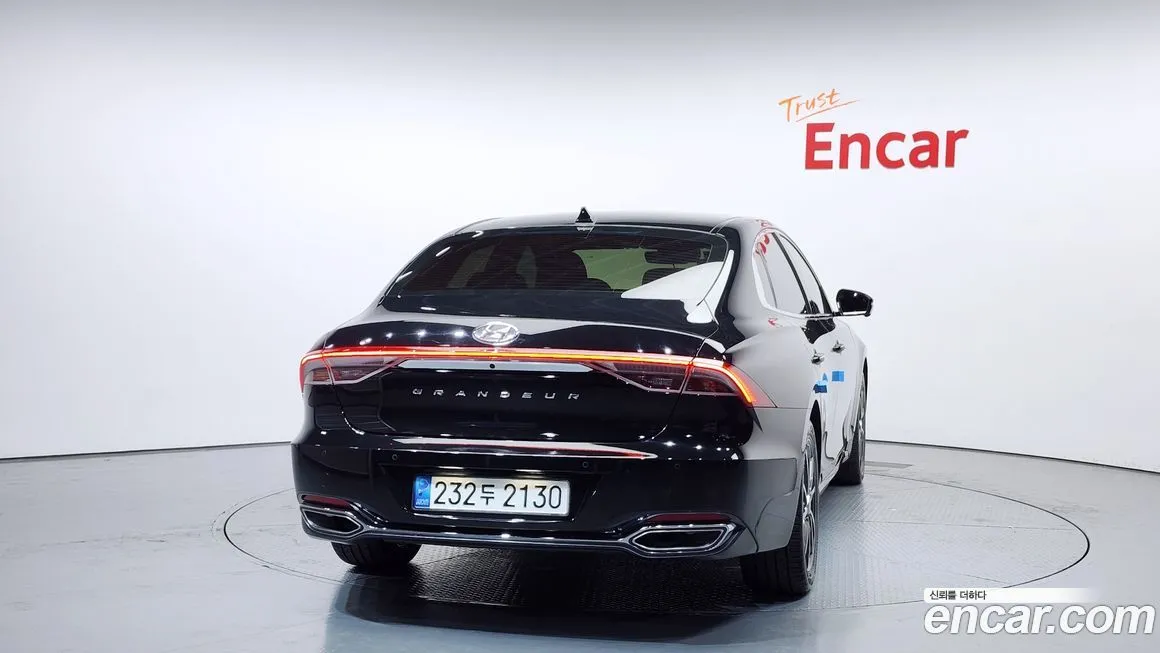 Hyundai Grandeur 2022 из KR, фото 2