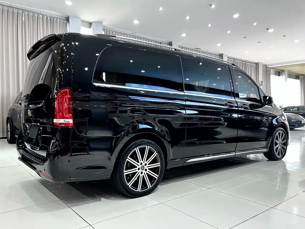 Mercedes-Benz V-Class 2022 из CN, фото 4