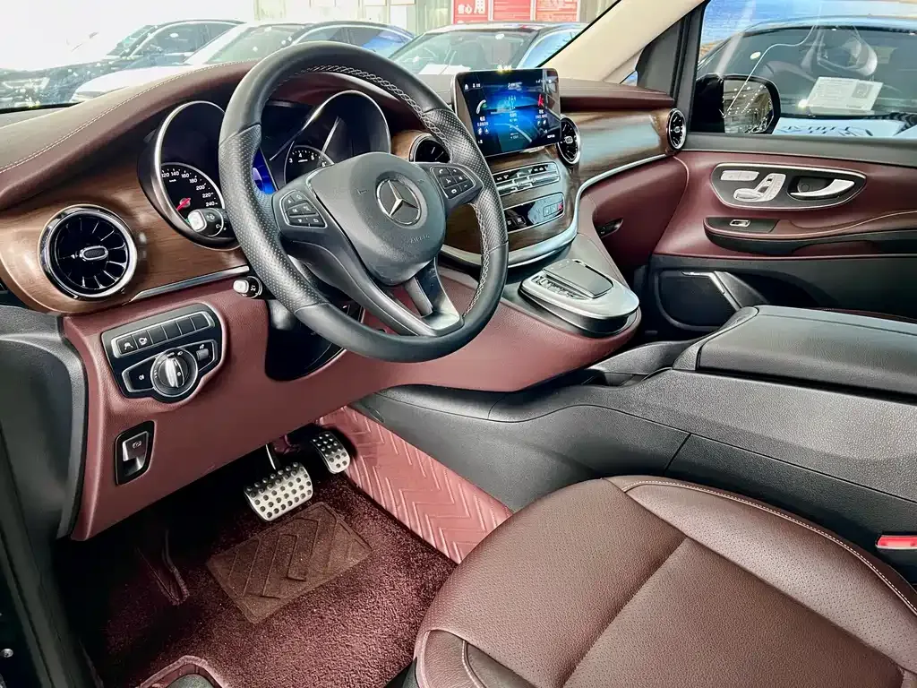 Mercedes-Benz V-Class 2022 из CN, фото 7