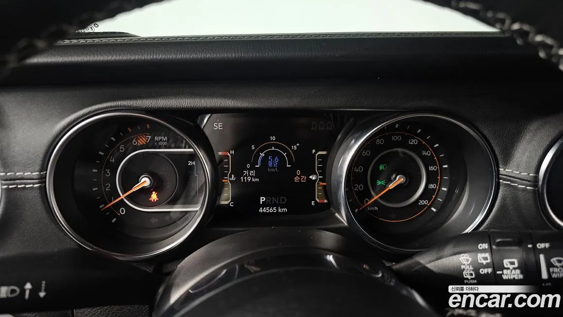 Jeep Wrangler 2022 из KR, фото 7