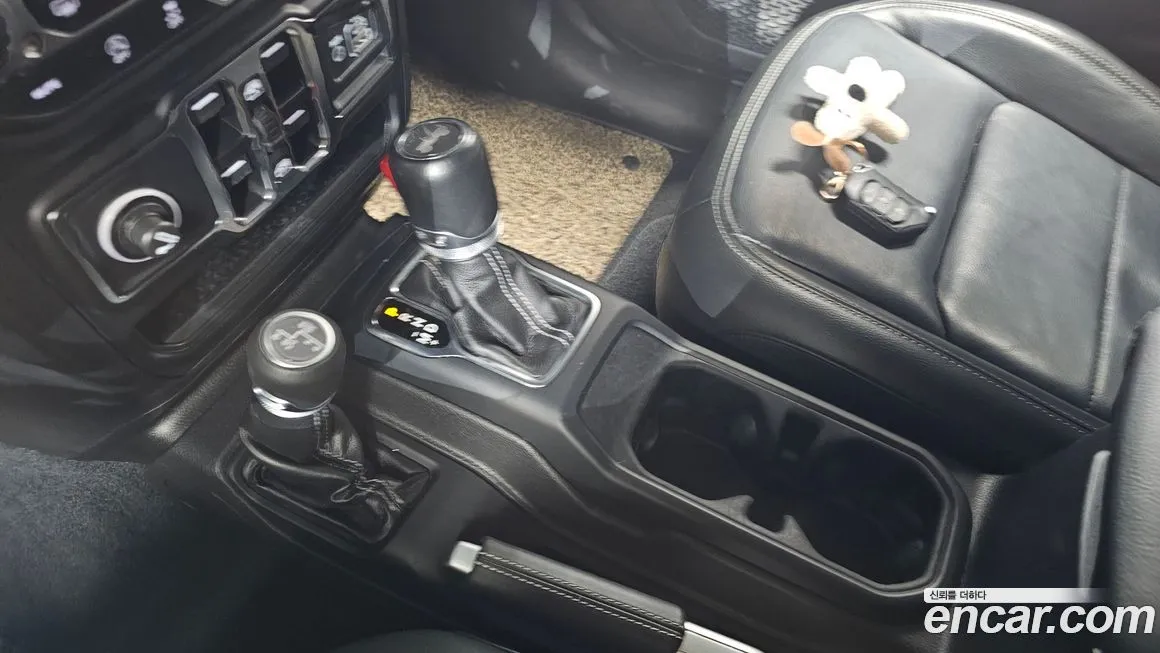 Jeep Wrangler 2022 из KR, фото 6