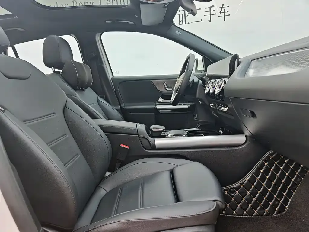 Mercedes-Benz GLA 2023 из CN, фото 7