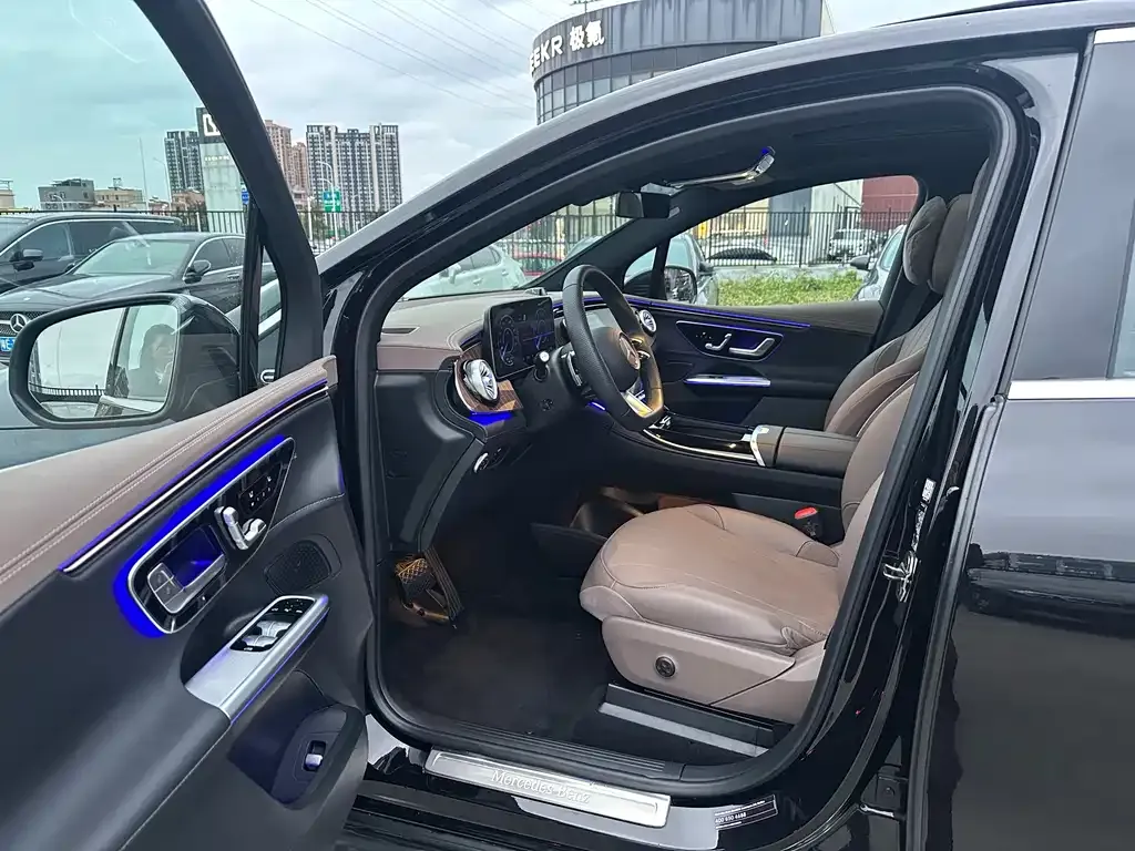 Mercedes-Benz EQE SUV 2025 из CN, фото 7