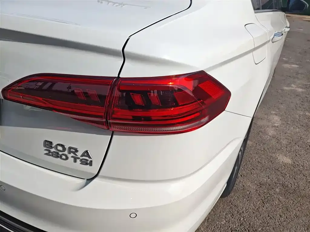 Volkswagen Bora 2024 из CN, фото 8