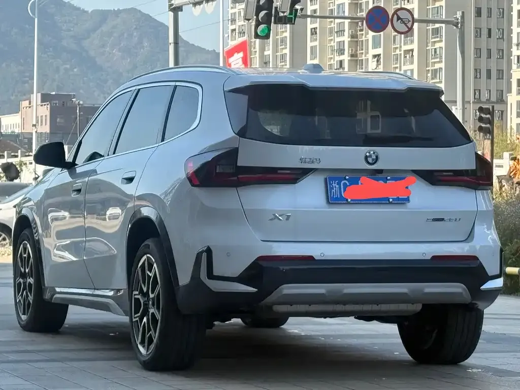 BMW X1 2025 из CN, фото 8