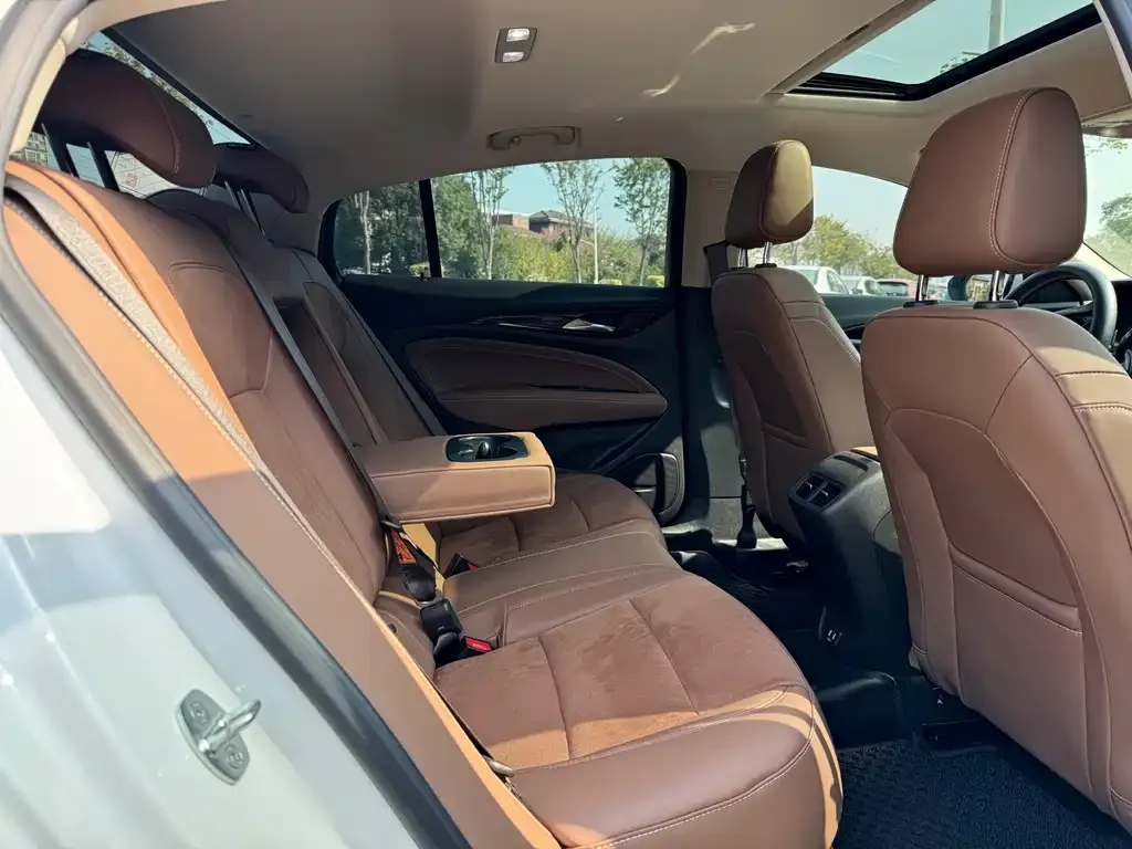 Buick Regal 2023 из CN, фото 7