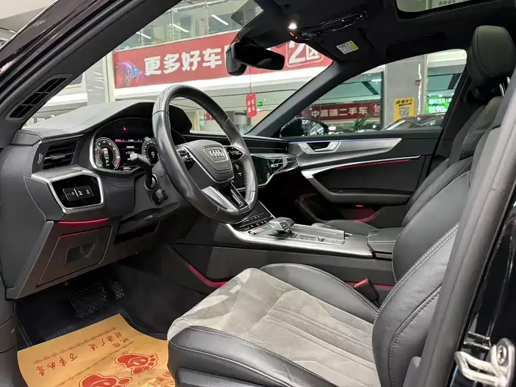 Audi A6L 2023 из CN, фото 6