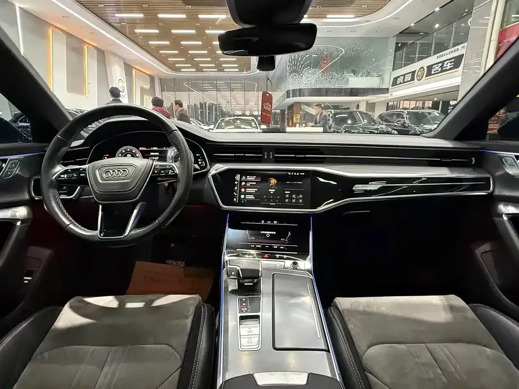 Audi A6L 2023 из CN, фото 7
