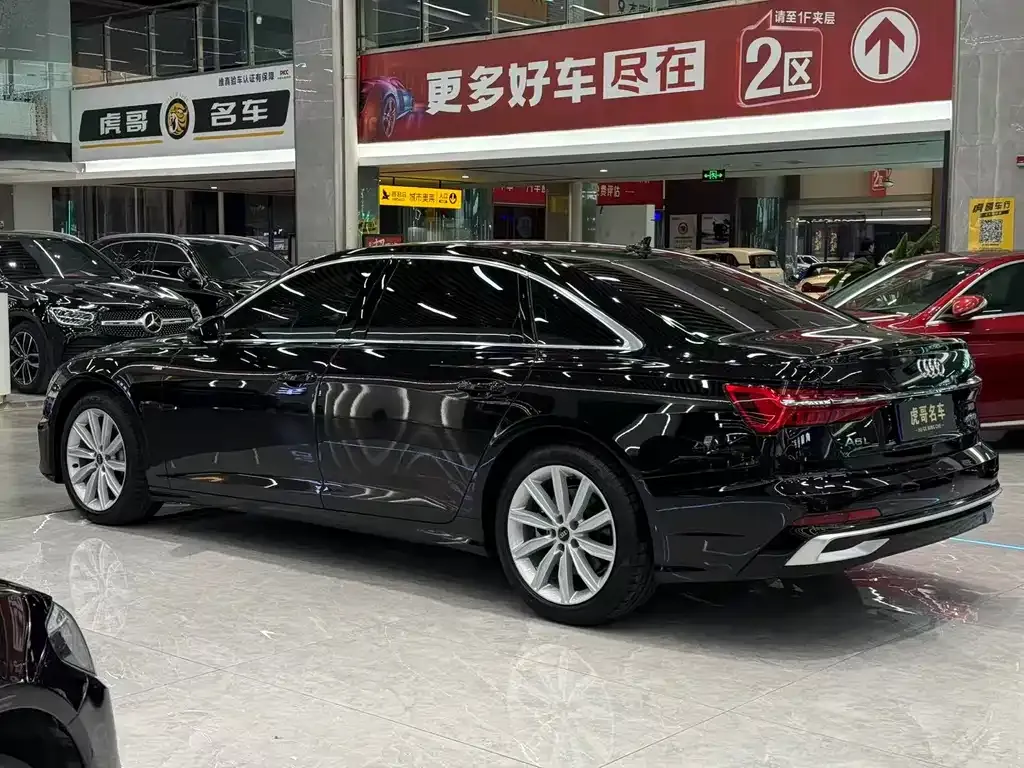 Audi A6L 2023 из CN, фото 9