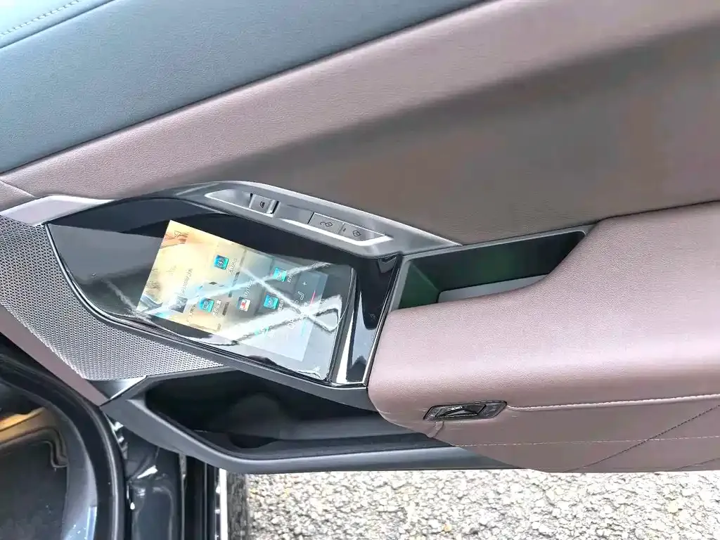 BMW 7 Series 2025 из CN, фото 4