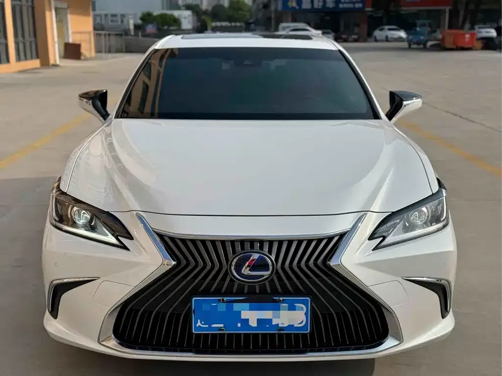 Lexus ES 2021 из CN, фото 2