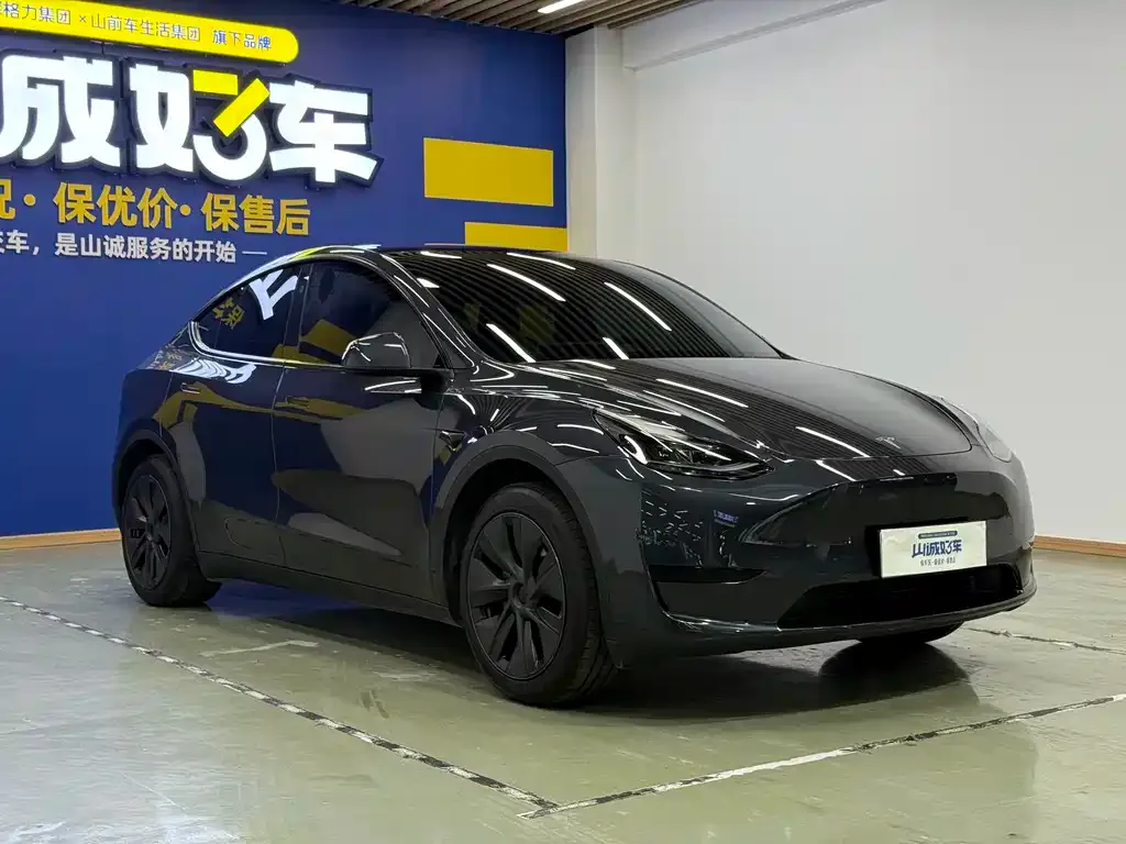 Tesla Model Y 2024 из CN, фото 2