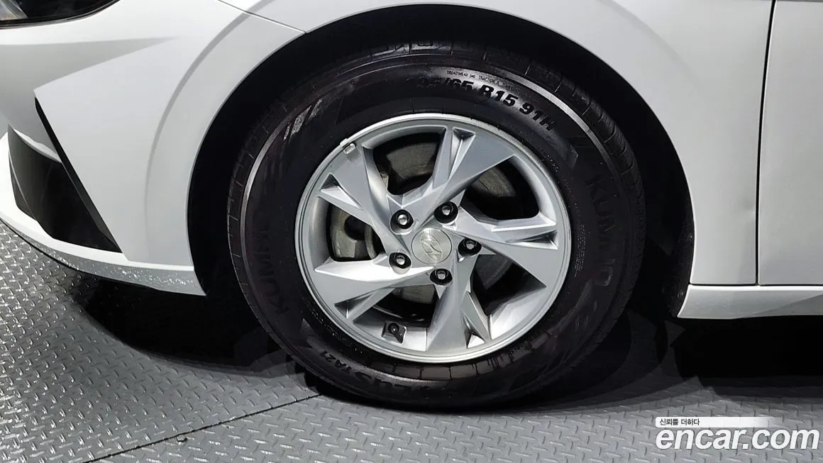 Hyundai AVANTE — фото 6