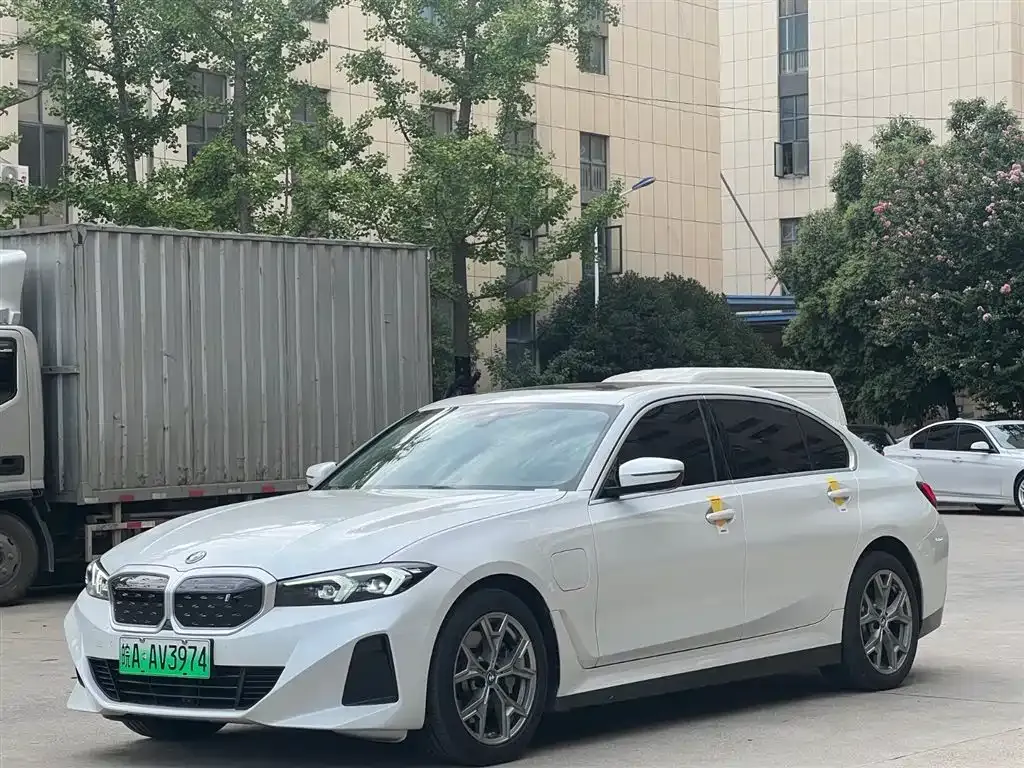 BMW i3 2024 из CN, фото 1
