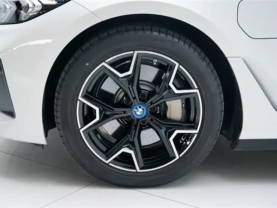 BMW i3 2023 из CN, фото 10