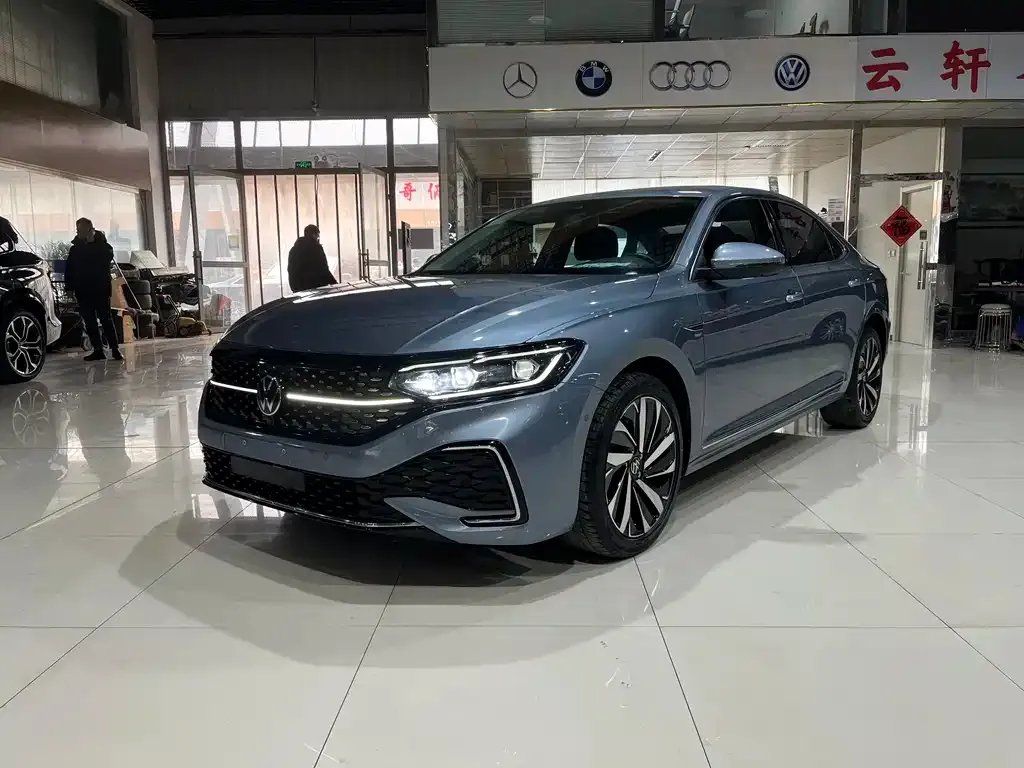 Volkswagen Passat 2021 из CN, фото 1