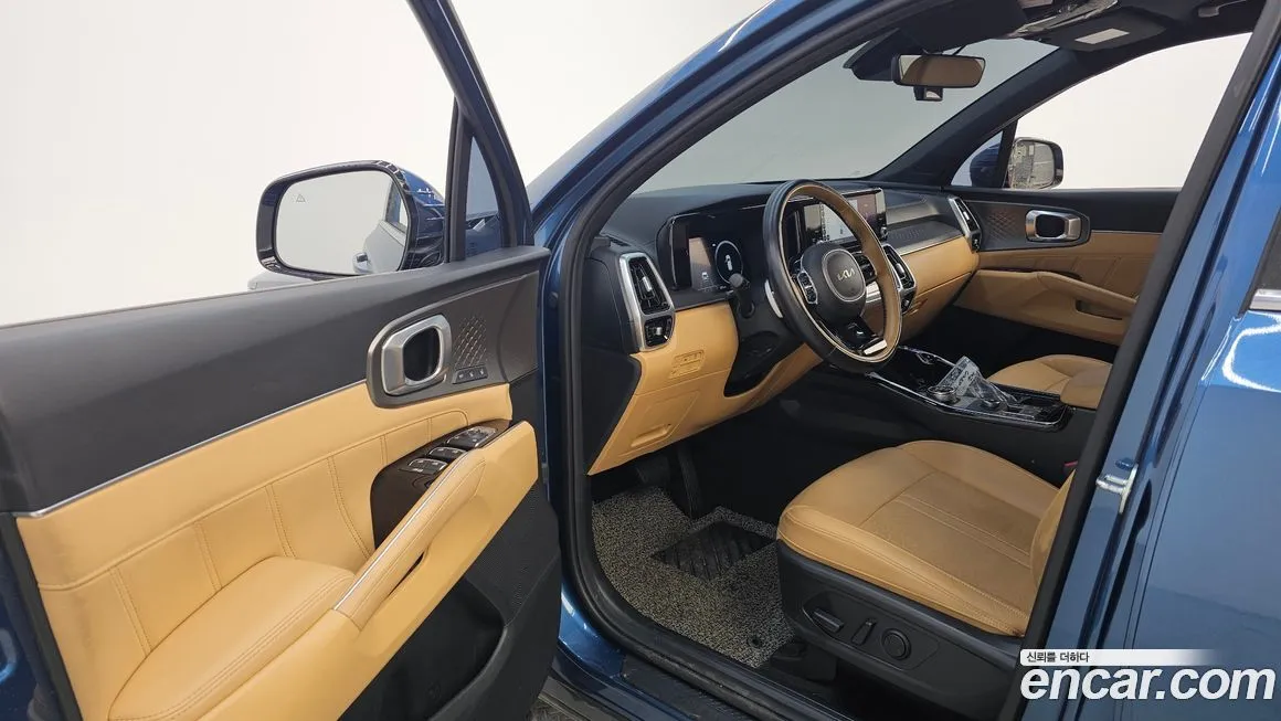 Kia Sorento — фото 9