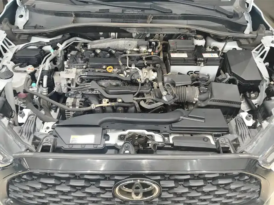 Toyota Corolla Cross 2023 из CN, фото 10