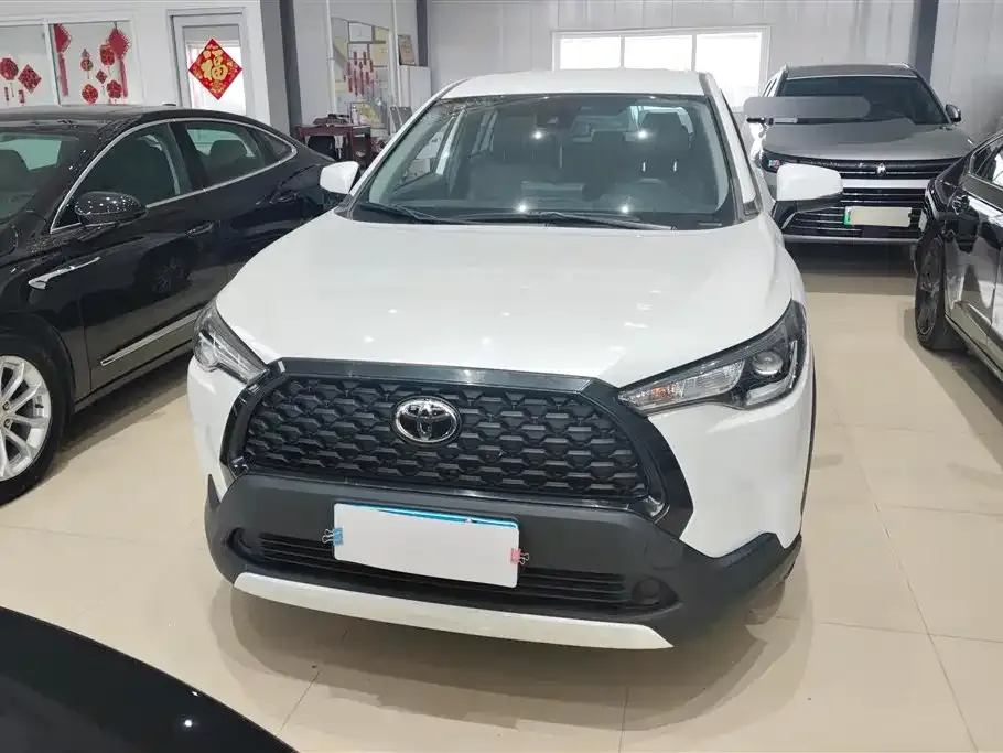 Toyota Corolla Cross 2023 из CN, фото 6