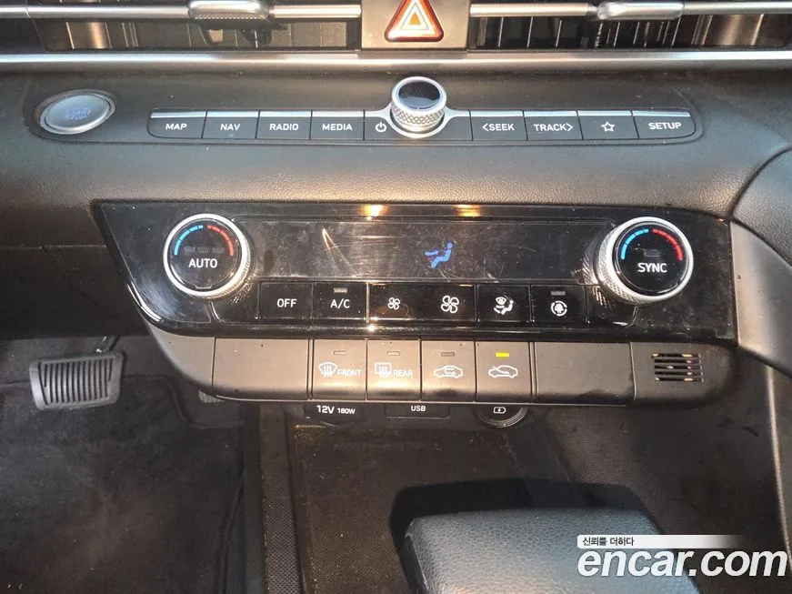 Hyundai AVANTE 2021 из KR, фото 2